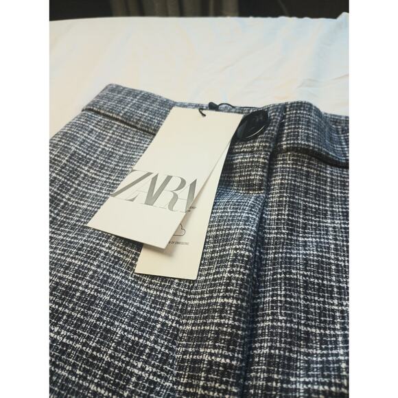 Zara Black and White Checkered Wide Leg Pants - Picture 2 of 7